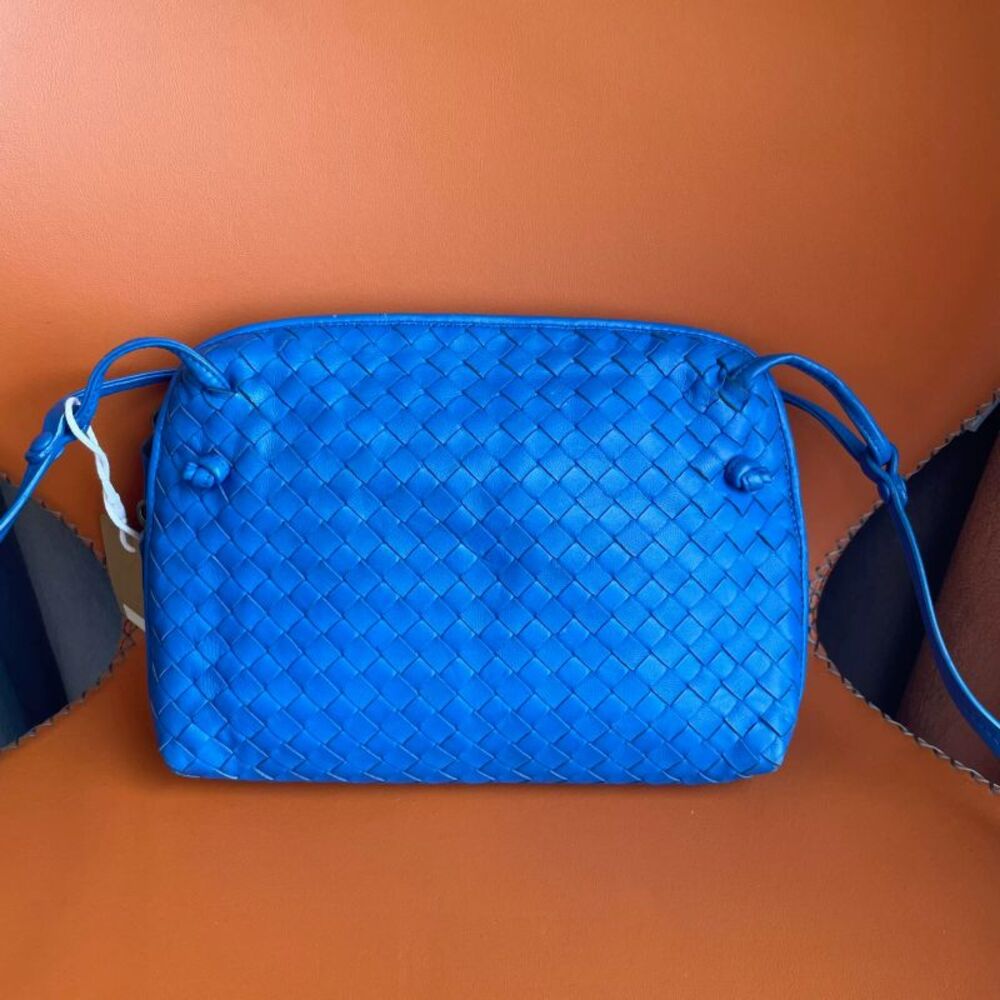 Bottega Veneta Women Pre-Loved Bag Very Good Condition